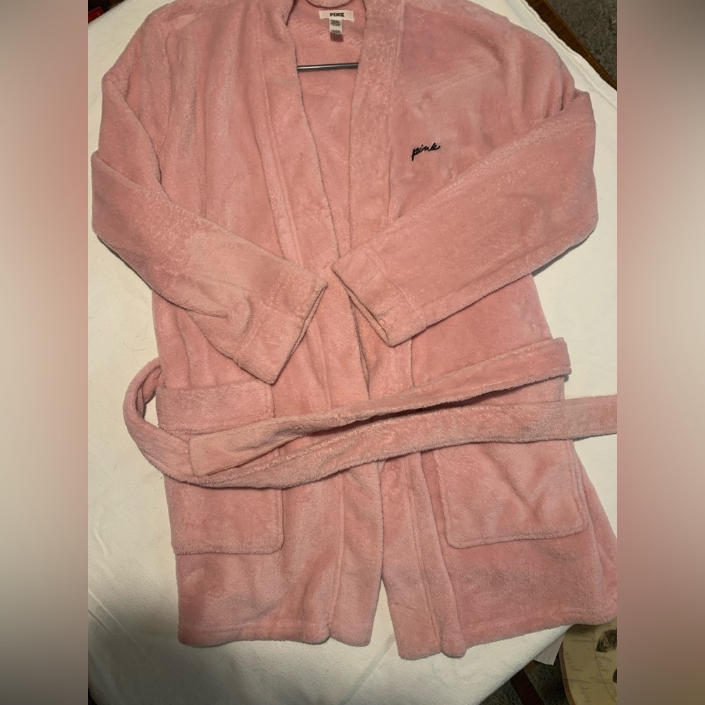 PINK Victorea secret robe